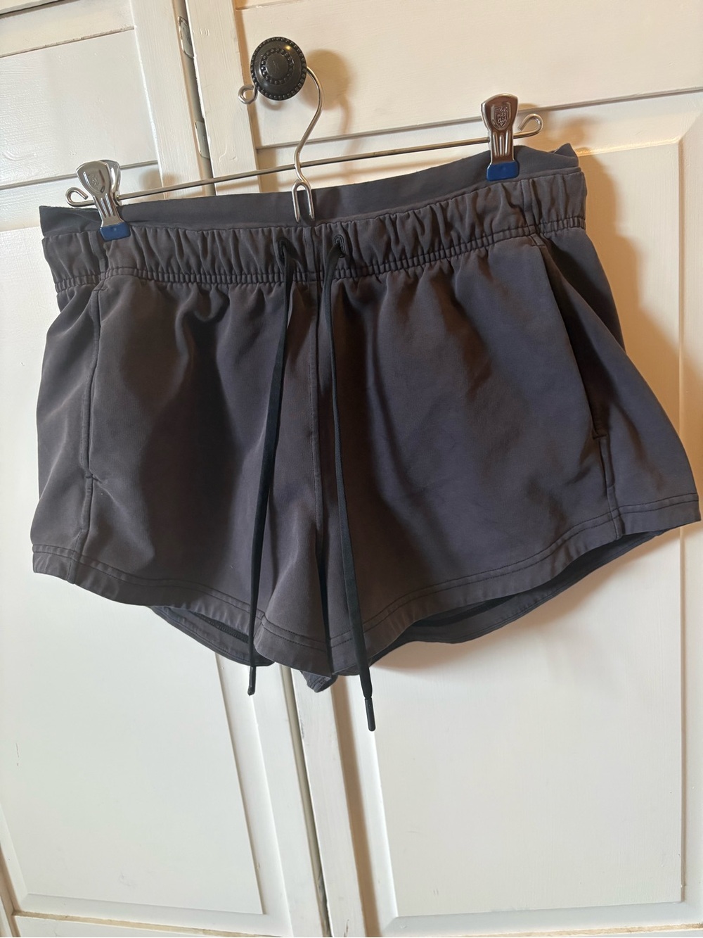 lululemon inner glow shorts